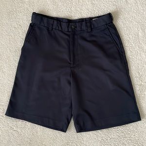 IZOD Perform X Flat Front Shorts Navy Size 32